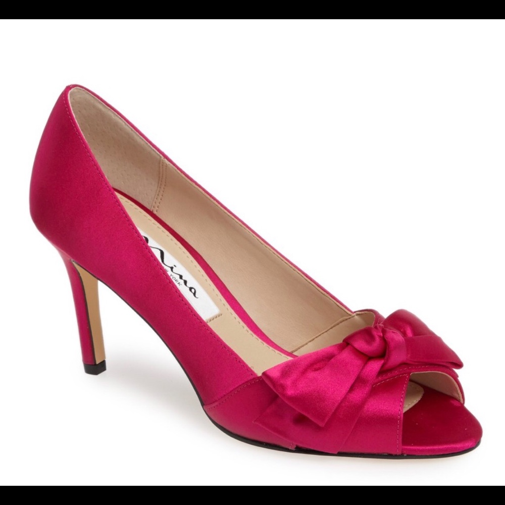 Nina Women's Red Satin Peep-Toe Pump Size 9.5 Med